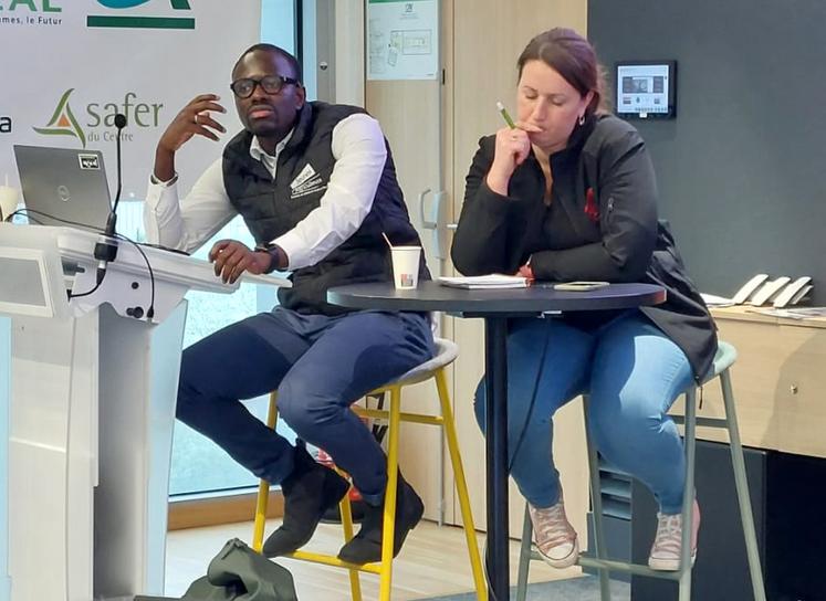 Stéphanie Lebègue et Romain Deleris, rapporteurs de ce document, ont auditionné les participants de cette session sur les enjeux de la coopération et du foncier agricole. 