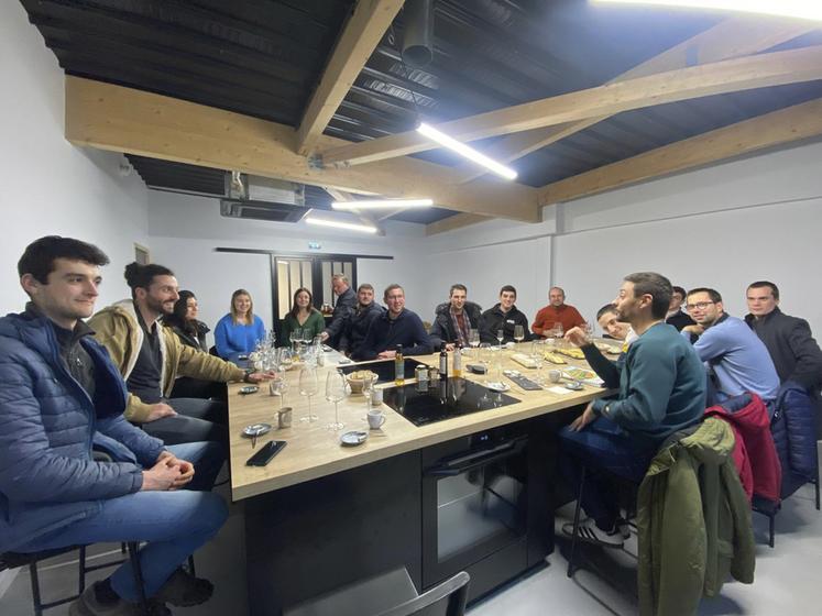 Une dégustation de produits a été proposée lors de la visite de  Martin Pouret.