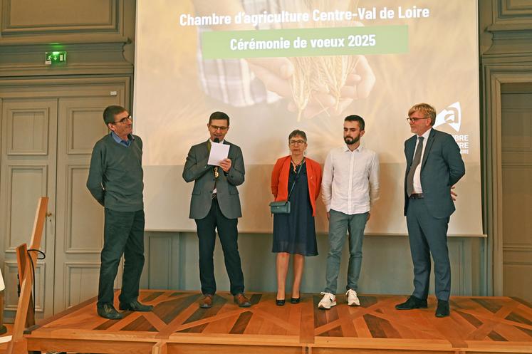 La cérémonie des vœux de la chambre régionale d'Agriculture s'est déroulée en présence d'une partie de la famille de Philippe Noyau, qu'il a remerciée chaleureusement pour son soutien. 