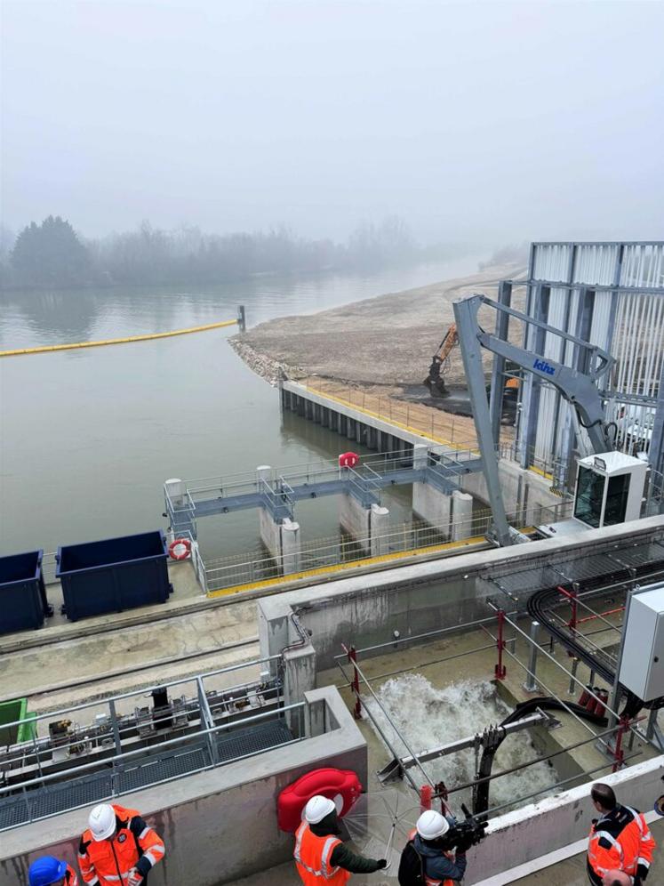 Mise en eau du casier.    