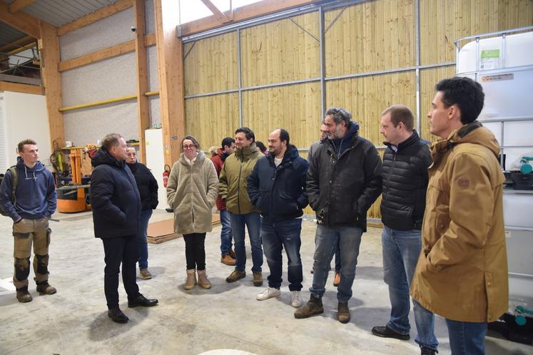 Milly-la-Forêt (Essonne), mercredi 15 janvier. Visite guidée de la distillerie MillyPPAM dont la filière n'a pas pas été épargnée par les excès d'eau avec un volume de production en retrait de 30 %.