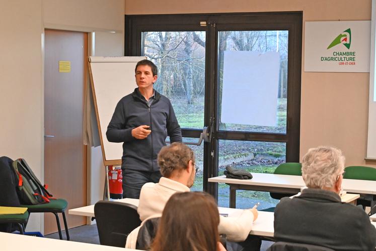 Christophe Beaujouan, conseiller énergie-climat à la chambre d'Agriculture Centre-Val de Loire revient sur les bilans carbone en viticulture. 