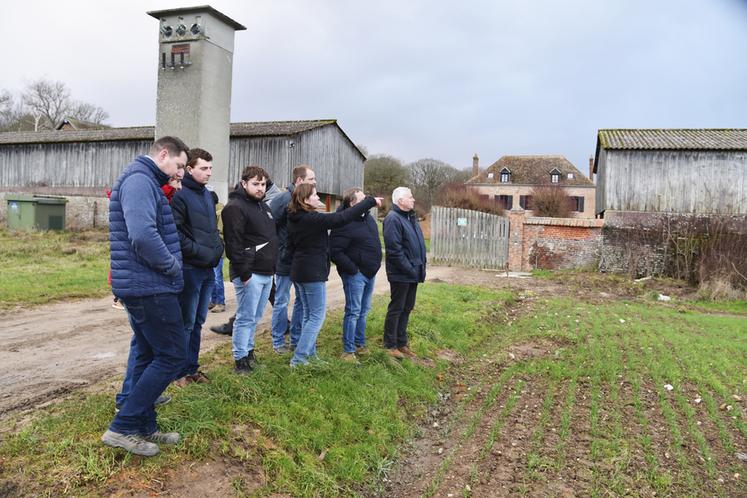 Quatrième visite chez Justine Lemarié, à Rosny-sur-Seine (Yvelines) sur le thème de l'agriculture biologique et de l'installation.