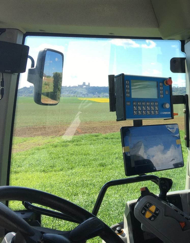 Le GPS optimise le passage du pulvérisateur et est un prérequis pour l’agriculture de précision.