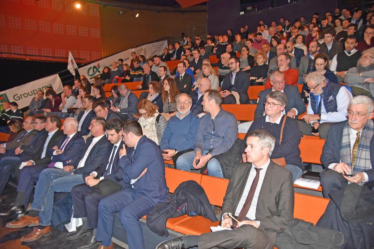 Serris, jeudi 13 février. De nombreux élus locaux assistaient aux travaux de JA 77.