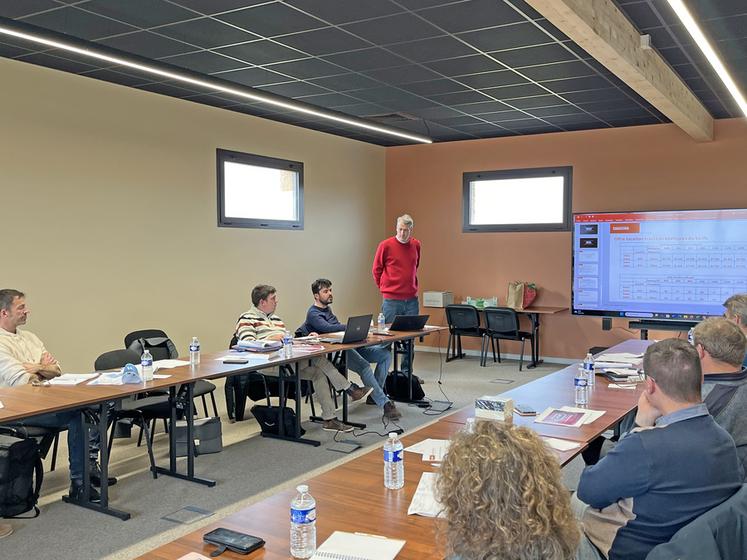 Jeudi 20 février, à Lumigny (Seine-et-Marne). La FRCuma Île-de-France a tenu son assemblée générale ce mois-ci plutôt qu'à l'été pour qu’un plus grand nombre d’adhérents puissent participer.