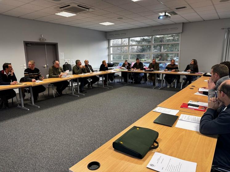 Mardi 4 mars, au Chesnay (Yvelines). Nouvellement élus, Guillaume Moret et Frédéric Arnoult ont conduit leur premier conseil d'administration. 