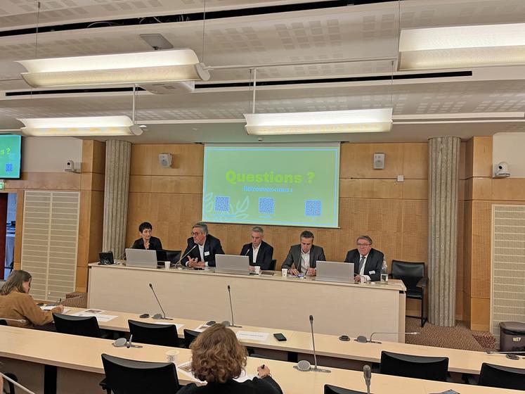 Paris, le 31 janvier. La présentation du rapport de l'Observatoire s'est déroulée dans les locaux du Cese (Comité économique, social et environnemental). 