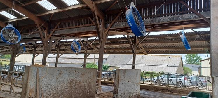 La solution du ventilateur mécanique n'est à envisager qu'en seconde intention. 