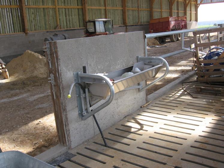 Mieux vaut des faibles réserves avec de gros débits, car l’eau qui stagne devient vite un bouillon de culture. 