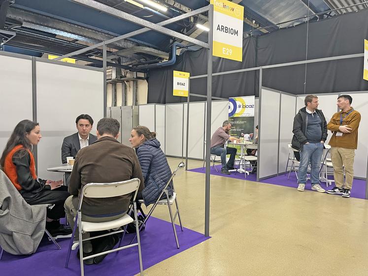 Jeudi 27 mars, à paris. Pendant le salon Techinnov, les différents lauréats ont rencontré de potentiels partenaires tout au long de la journée.