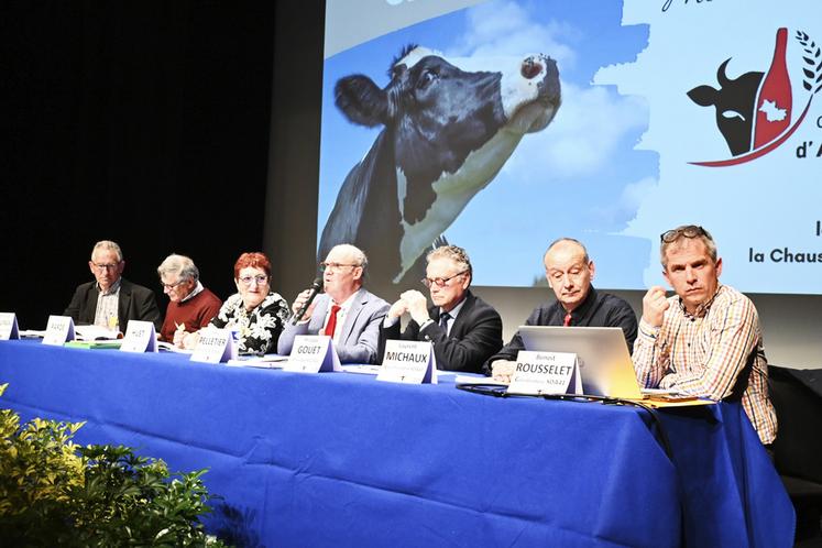 Sous la présidence de Jacky Pelletier, la Société départementale d'agriculture de Loir-et-Cher (SDA 41) a tenu son assemblée générale, lundi 31 mars à la salle du Carroir à la Chaussée-Saint-Victor. 