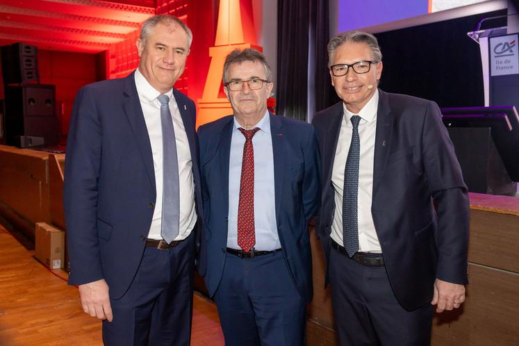 À Paris, le mercredi 2 avril. Dans le cadre de l'assemblée générale du Crédit agricole d’Île-de-France, Guillaume Vanthuyne et Michel Ganzin, respectivement président et directeur général de la caisse régionale, étaient accompagnés de Philippe Brassac, directeur général du Crédit agricole S.A.