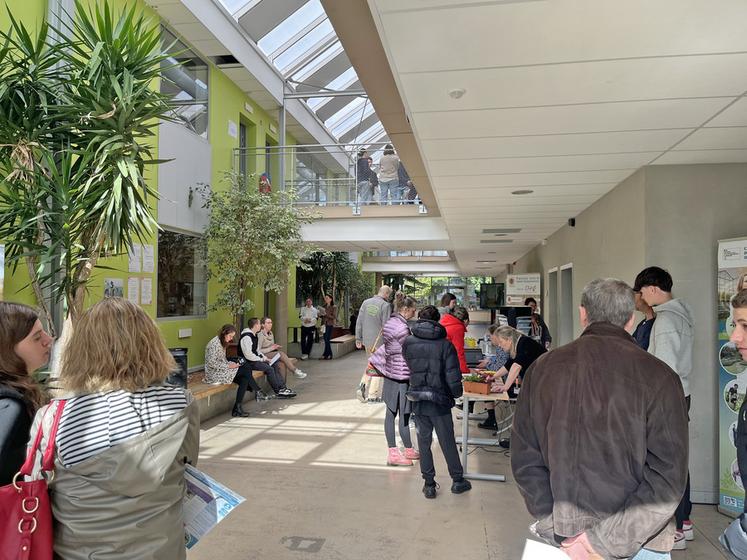 Les visiteurs étaient nombreux tout au long de la journée pour découvrir les formation proposées par le CFA agricole de Bellegarde. 