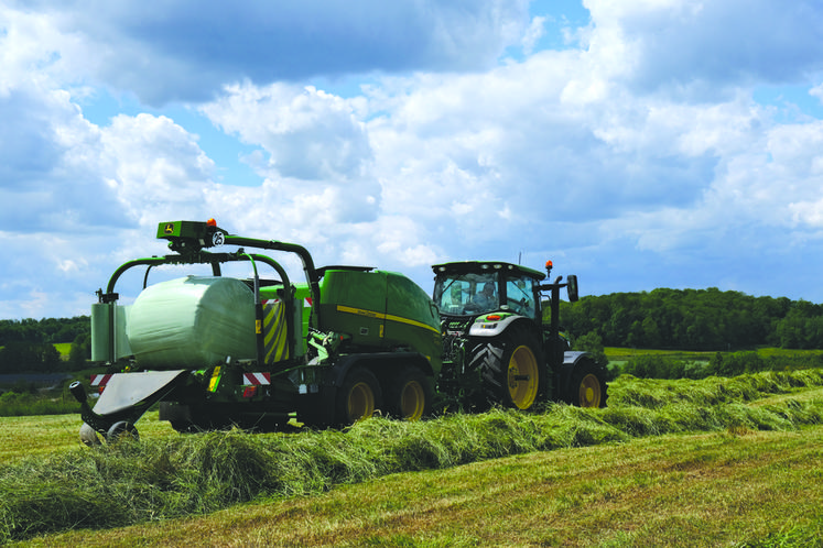 La John Deere C 441 R fait partie des machines les plus rapides du marché.