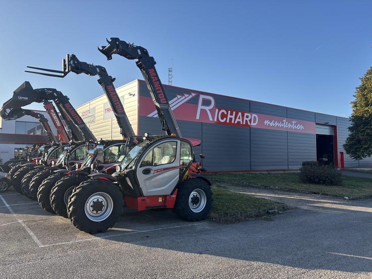 Avec l'application MyManitou, l’agriculteur, le constructeur et le concessionnaire ont accès à toutes les données de la machine en temps réel.