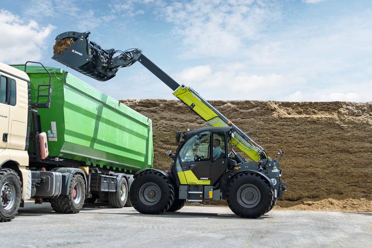 Les chargeurs télescopiques Claas Scorpion sont désormais disponibles dans une série spéciale et exclusive baptisée Night Edition.