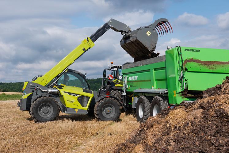 Les chargeurs télescopiques Claas Scorpion sont désormais disponibles dans une série spéciale et exclusive baptisée Night Edition.