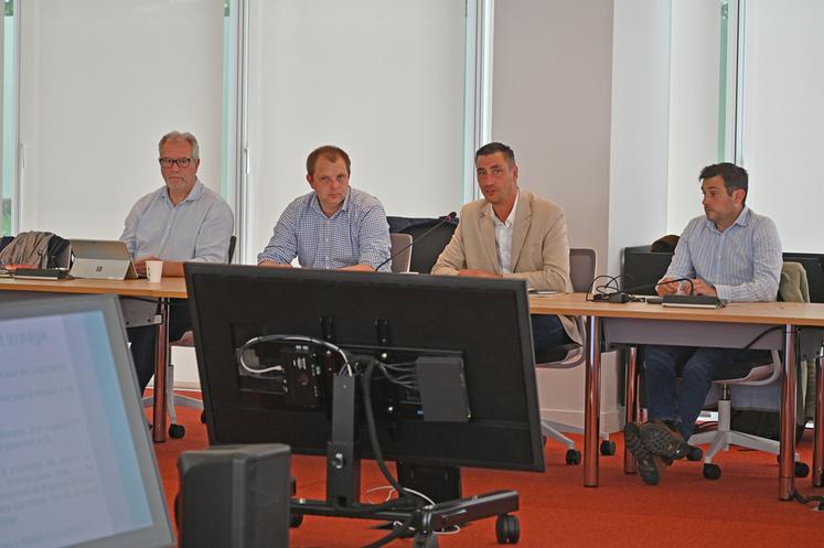 À Saint-Ouen (Seine-Saint-Denis), lundi 12 mai. Le Conseil agricole francilien s'est tenu sous la présidence de Samuel Vandaele. 