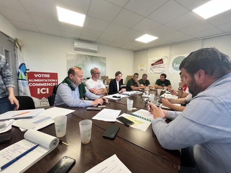 Lundi 12 mai, à Orléans. La rencontre avec la députée Constance de Pélichy a eu lieu au sein des locaux de la FNSEA 45.