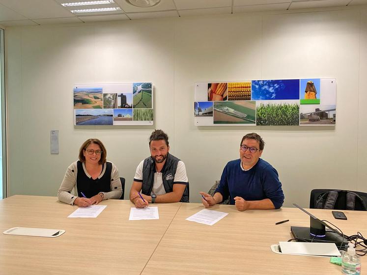 Lundi 12 mai, à Olivet. La convention entre les JA et Axéréal a été renouvelée pour encourager les jeunes à entreprendre.