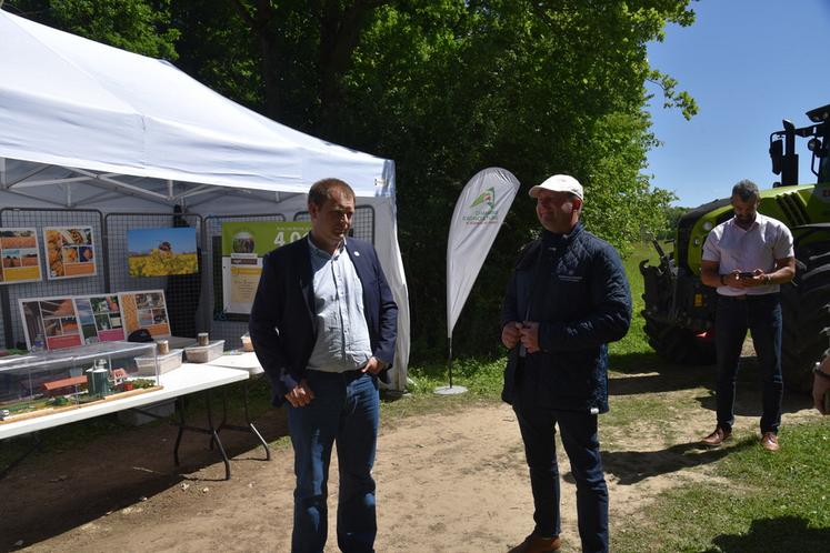 Guillaume Lefort et Olivier Brossier ont présenté l'atelier agriculture mis en place par la chambre d'Agriculture de région Île-de-France.
