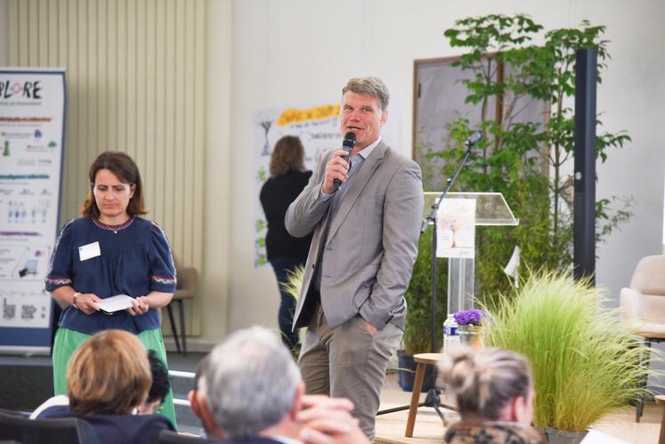 Jeudi 22 mai, à Châteaudun. L'ex-capitaine du XV de France s'est donné en exemple du chemin à suivre lors du congrès du Cneap au campus de Nermont.