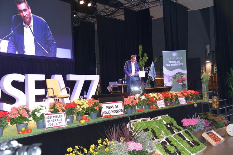 Coulommiers, mercredi 28 mai. « Cette année, la FDSEA 77 fête ses 80 ans. 80 ans d’histoire, 80 ans d’engagements » revisités à travers une vidéo retraçant les hommes et les femmes qui ont bâti la FDSEA 77, son histoire, ses actions, ses combats et ses victoires.