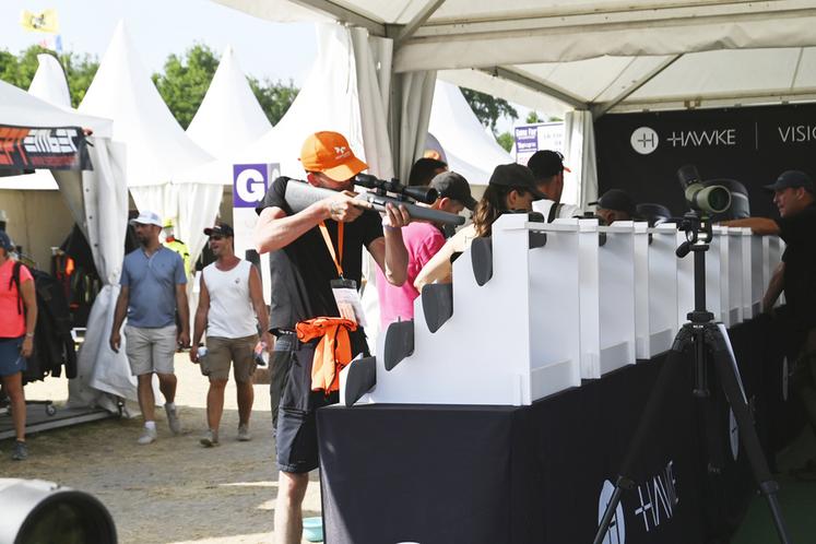 Les amateurs de chasse et de pêche, venant de tous les coins de France, étaient cette année encore nombreux à arpenter les allées du Game Fair.
