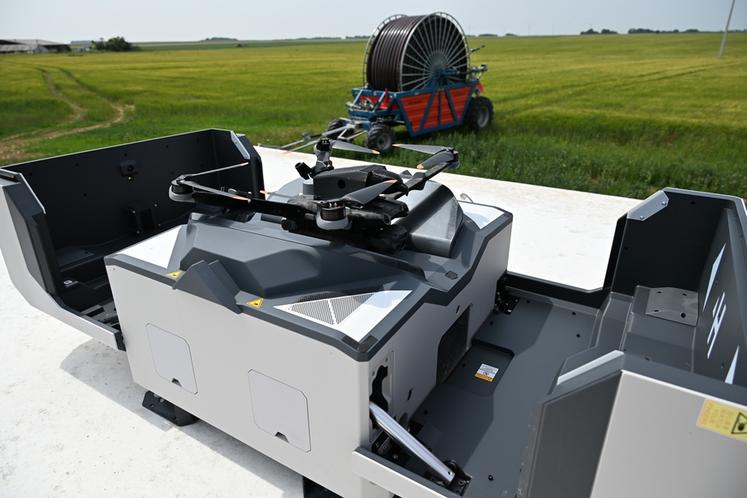 Très encadré par la loi, le drone effaroucheur autonome permet d'intervenir à intervalles réguliers pendant la période sensible.