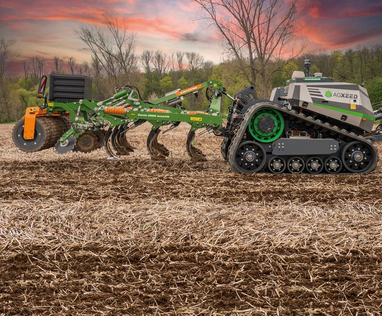 Verra-t-on bientôt le AgBot de AgXeed combiné au Cenio d’Amazone déchaumer seul dans les champs ?
