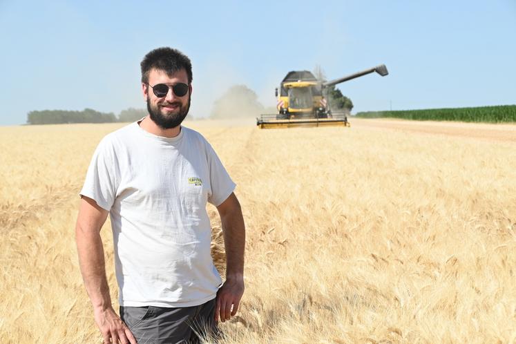 Les moissons 2025 sont en cours pour Quentin Salmon, céréalier à Marolles, et elles s'annoncent agréablement surprenantes en termes de rendement.