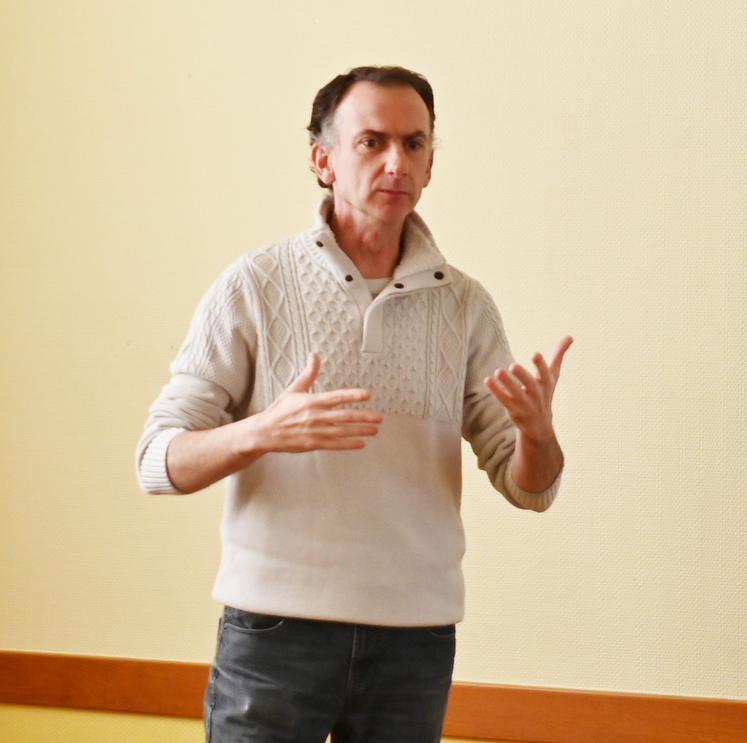Rémy Dubois est chargé de mission emploi à la FNSEA Centre-Val de Loire. Il s'occupe notamment du Groupement d'employeurs de Loir-et-Cher.