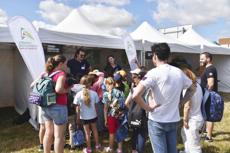 L'atelier de la chambre d'Agriculture communiquait sur l'élevage bovin, notamment sur la race limousine.