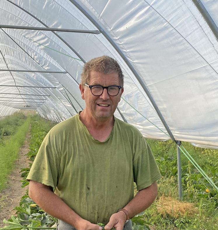 Pour Denis Billault, qui produit des cornichons depuis huit ans, c'est la première fois qu'il a vu démarrer la saison aussi précocement, dès le 22 juin. 