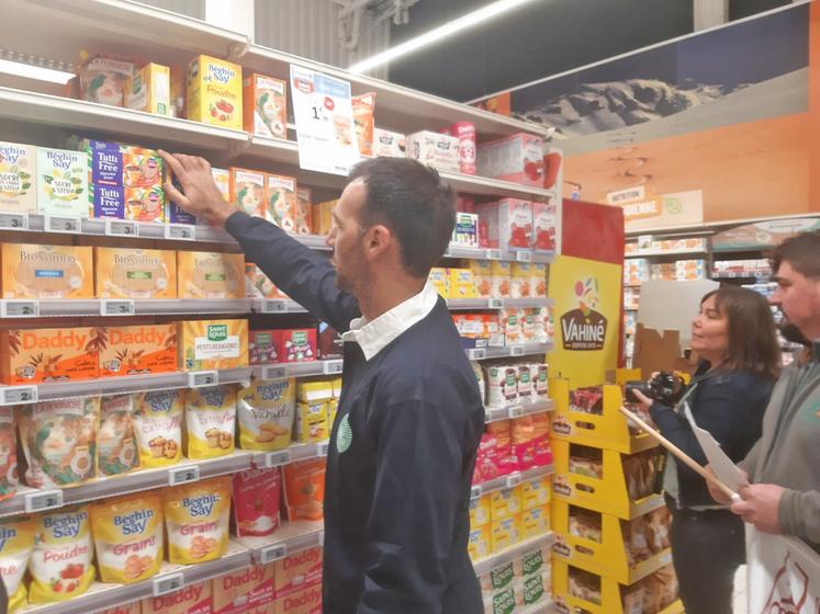 Vendredi 26 septembre, les manifestants ont multiplié les actions pour rappeler leurs inquiétudes face à la baisse des revenus agricoles.