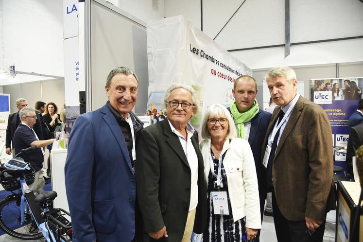 Les chambres consulaires, dont la chambre d'Agriculture, disposaient d'un espace commun, sous la bannière Seine-et-Marne Acc'tive, afin d'échanger avec les élus.