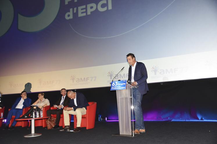 Samuel Vandaele a interpelé les élus sur la situation de l'agriculture.