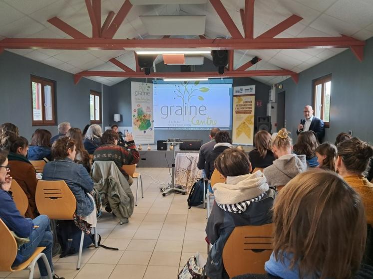 Les 3 et 4 octobre, à Pierrefitte-ès-Bois. Les participants des Rencontres organisées par Graine Centre-Val de Loire ont échangé autour des liens entre agriculture, alimentation et santé environnementale.