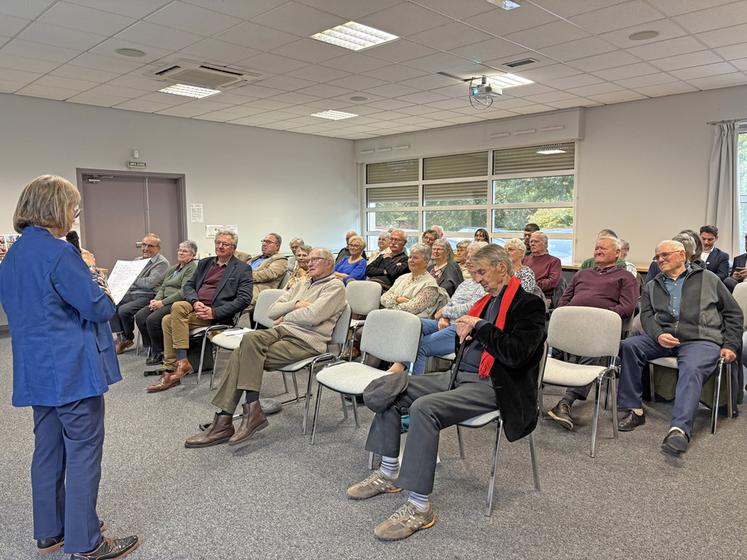 La section des anciens exploitants a été attentive à l'ensemble des prises de paroles proposées lors de cette assemblée générale.