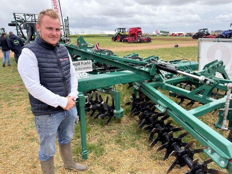 Le nouveau Compil porté de Duro devrait intéresser un plus grand nombre d'exploitants que ses précédentes déclinaisons, selon le responsable commercial de la marque, Thomas Renée.