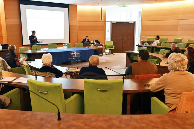 Mercredi 29 octobre, à Chartres. La MSA a organisé un ciné-débat autour du documentaire Femmes de la terre, d'Édouard Bergeon. 