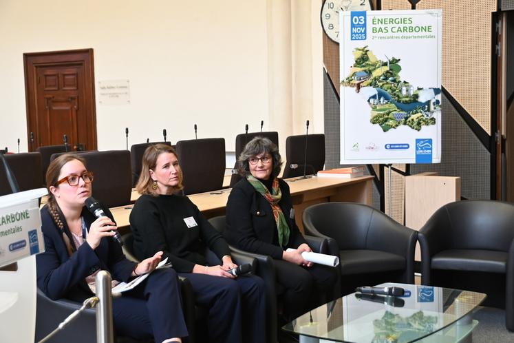 Lundi 3 novembre, à Blois. La deuxième édition des Rencontres bas-carbone, organisée par le conseil départemental avec les chambres consulaires, a longuement abordé la question du photovoltaïque.