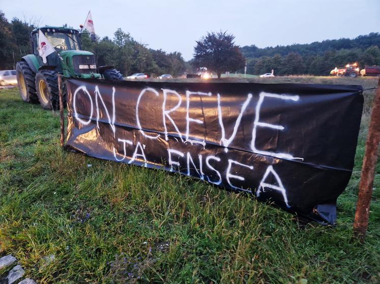 La FNSEA et JA disent non au Mercosur et réclament son abandon.