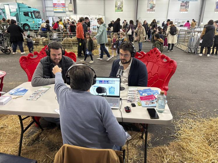 Xavier Maupoint, président de JA 37, et Clément Carteron, président de JA CVL, ont répondu aux questions de Tours Actu sur les difficultés agricoles. 