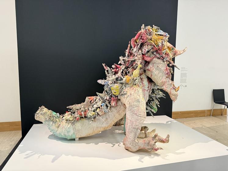 Œuvre Le Monstre de Soisy, de Niki de Saint Phalle au Grand Palais, à Paris. 