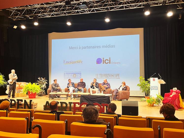 Mardi 25 novembre, les tables rondes et controverses ont réuni un large panel d’intervenants, des responsables agricoles aux dirigeants de grandes enseignes comme Carrefour ou Metro, illustrant la diversité des acteurs mobilisés autour des enjeux alimentaires.