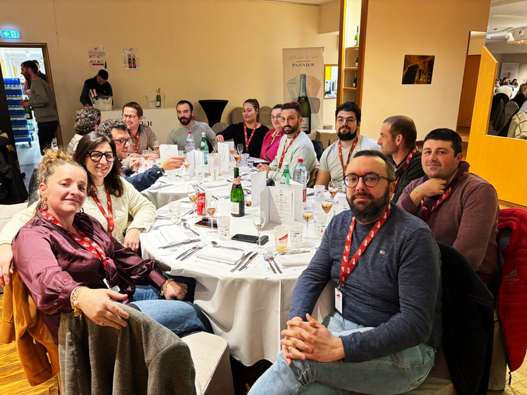 Mardi 2 décembre, à Château-Thierry (Aisne). Comme toujours chez les Jeunes agriculteurs, la convivialité était une nouvelle fois au rendez-vous lors de l'Université d'hiver.