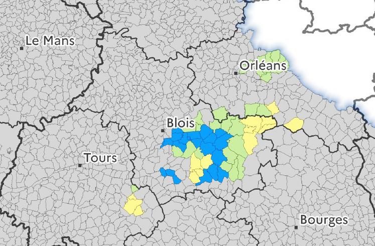 En gris, zone vulnérable maintenue classée. En vert, zone maintenue non classée. En jaune, nouvellement classée partiellement. En bleu, sortie du classement.