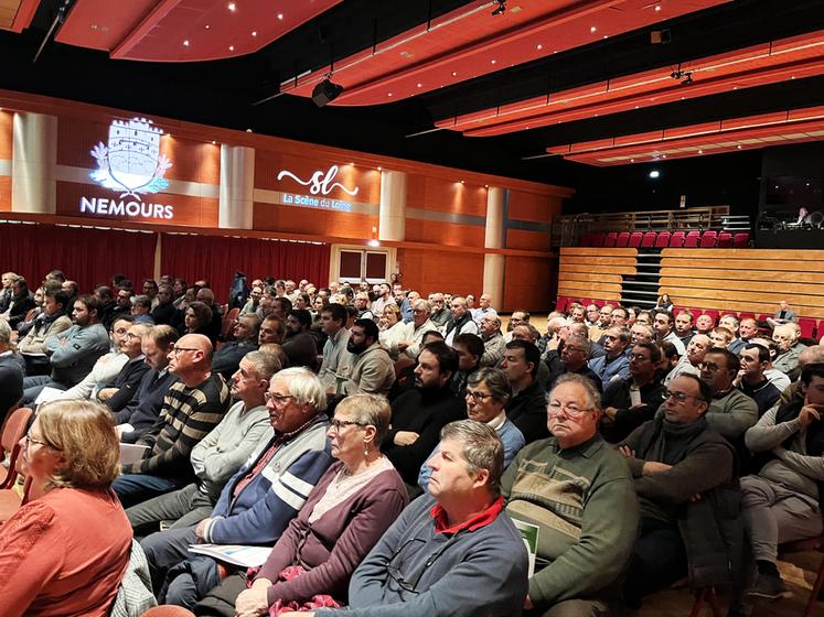 Nemours, mardi 25 novembre. Près de 47 % des expéditions de la coopérative ont été réalisées par voie fluviale lors de l'exercice 2024-2025.